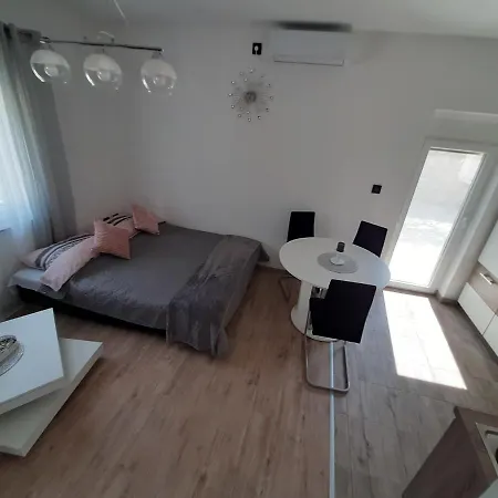 بيت للعطل Ferienhaus Karlo Pridraga