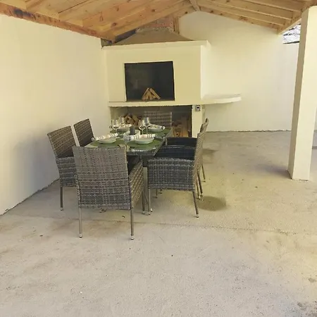 Ferienhaus Karlo *